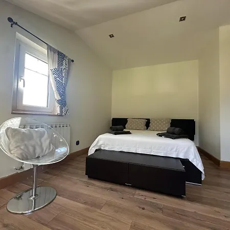 Villa Exclusiva Con Bosque Privado, Barbacoa Y Gran Jardin
