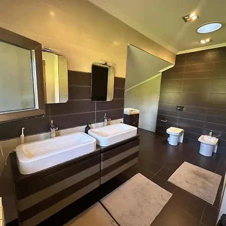 Exclusiva Con Bosque Privado, Barbacoa Y Gran Jardin Villa