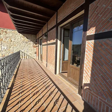 Villa Exclusiva Con Bosque Privado, Barbacoa Y Gran Jardin